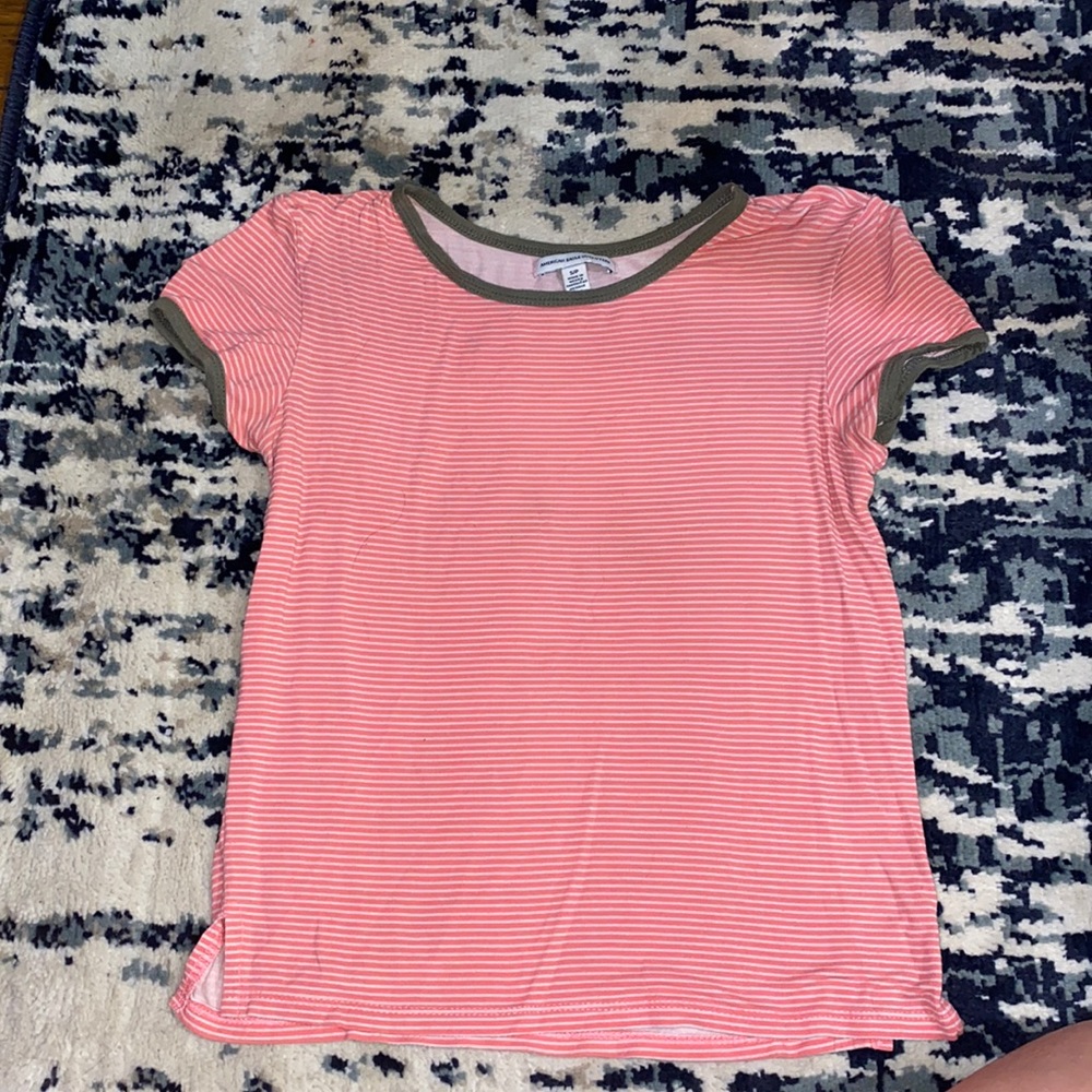Lightweight short sleeve